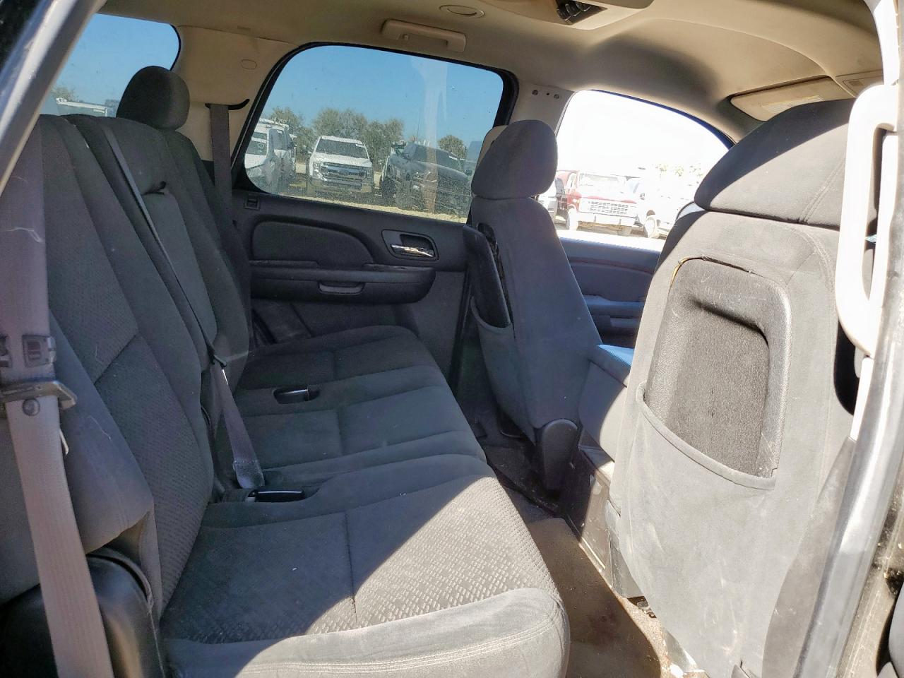 2008 Chevrolet Tahoe C1500 VIN: 1GNFC13C08R121008 Lot: 91713895