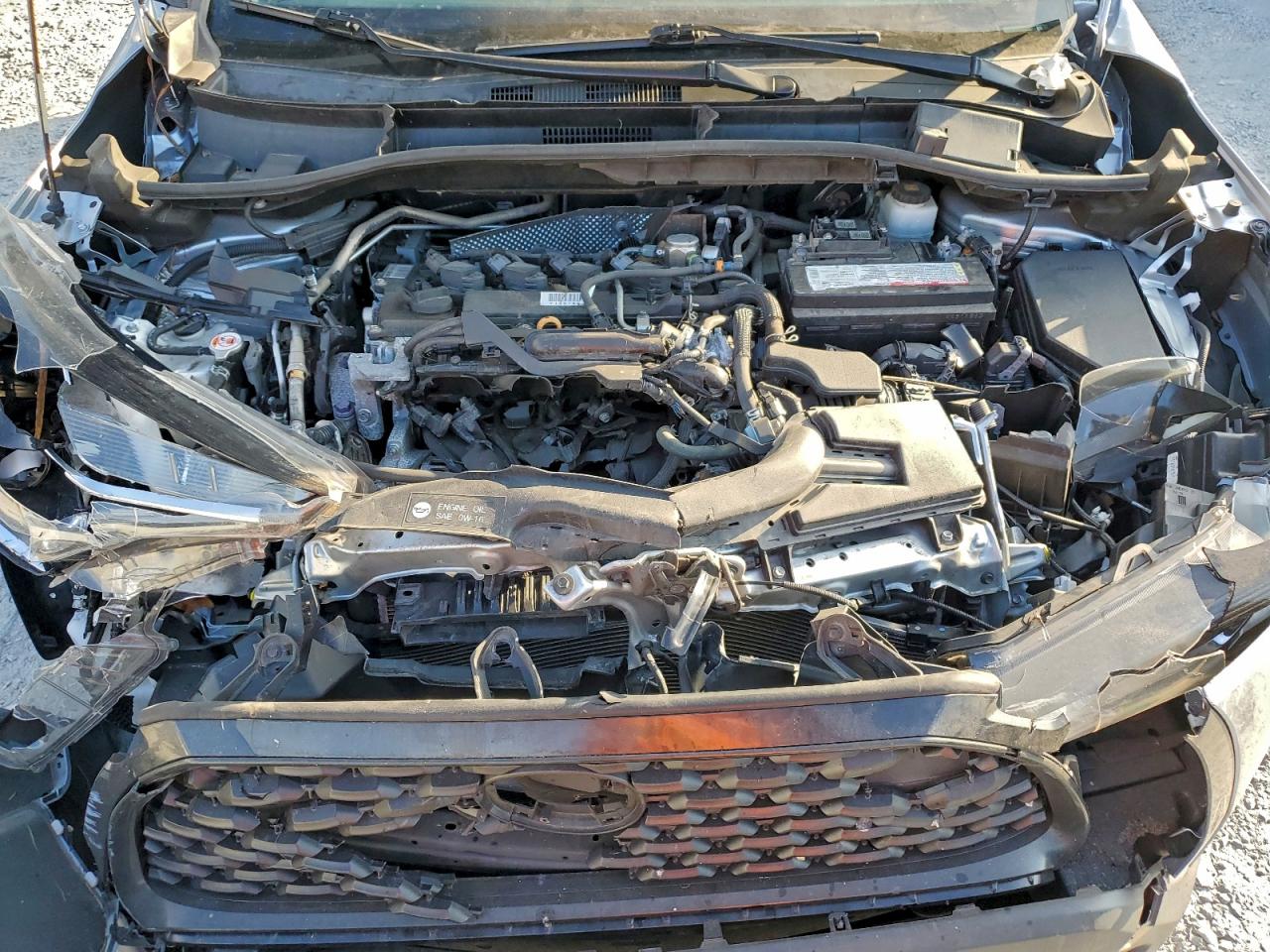 2022 Toyota Corolla Cross Le VIN: 7MUBAAAG2NV008070 Lot: 94670445