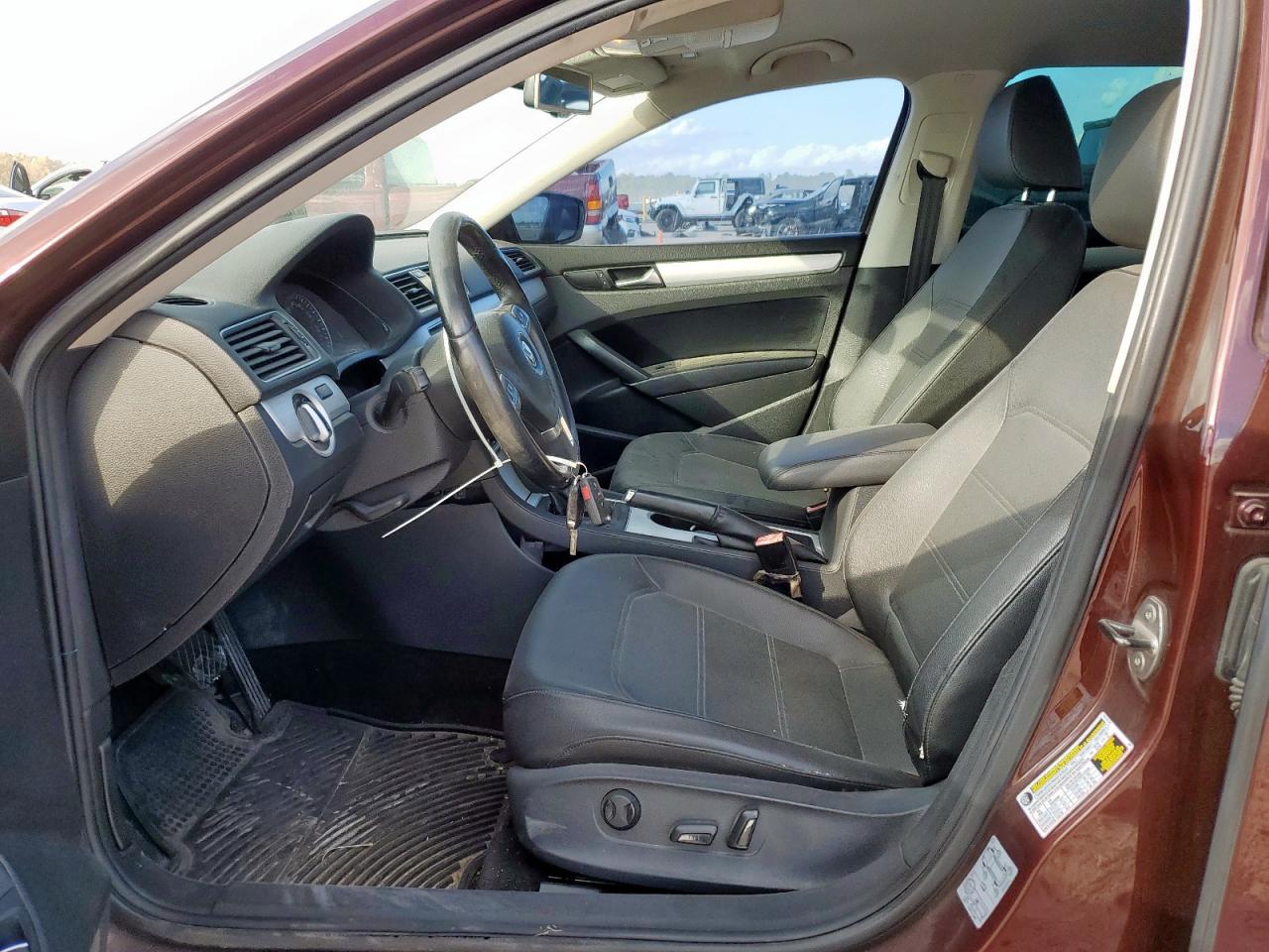 2013 Volkswagen Passat Se VIN: 1VWBP7A39DC115428 Lot: 92806525