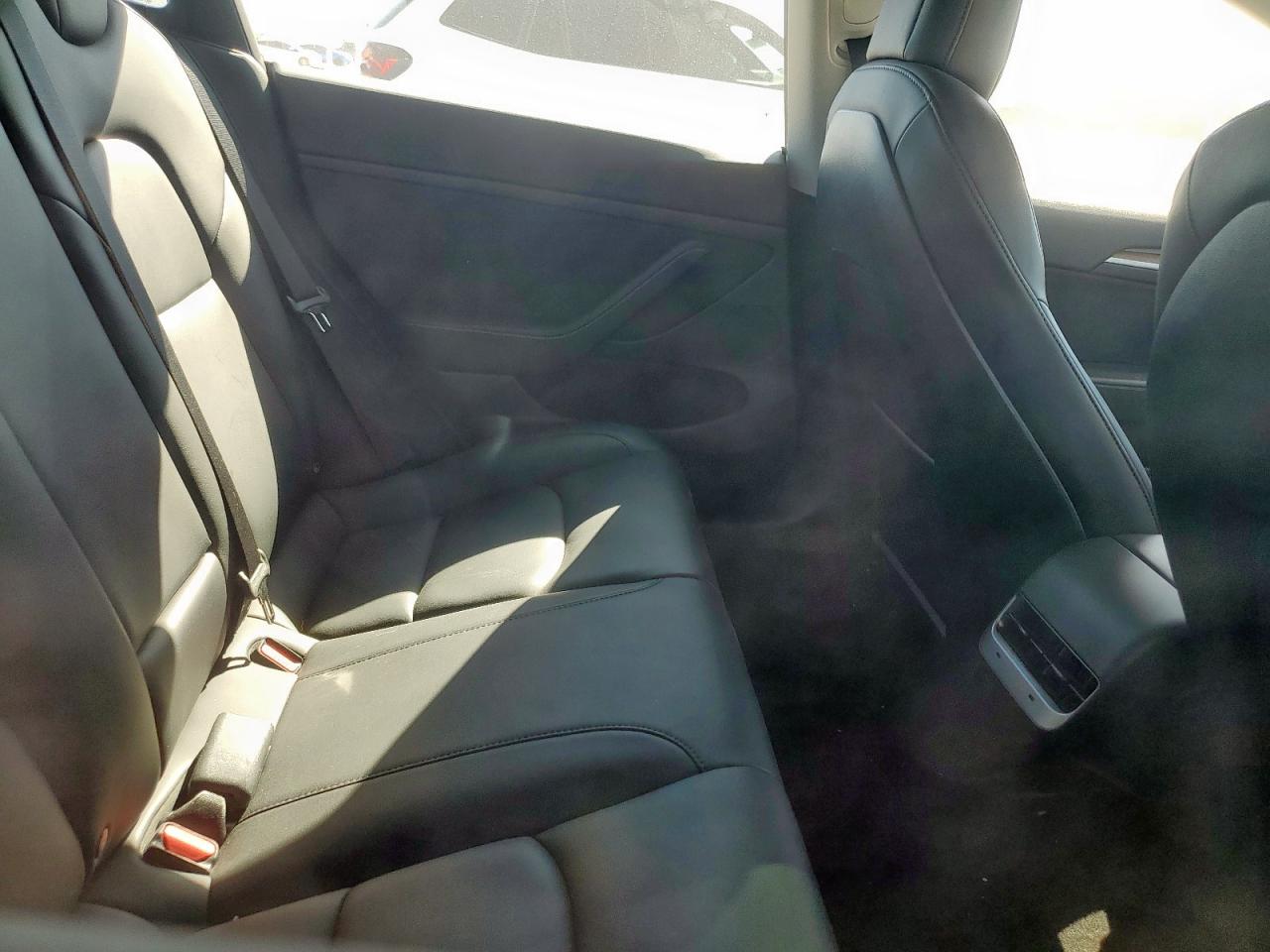 2022 Tesla Model 3 VIN: 5YJ3E1EB1NF167460 Lot: 91516225