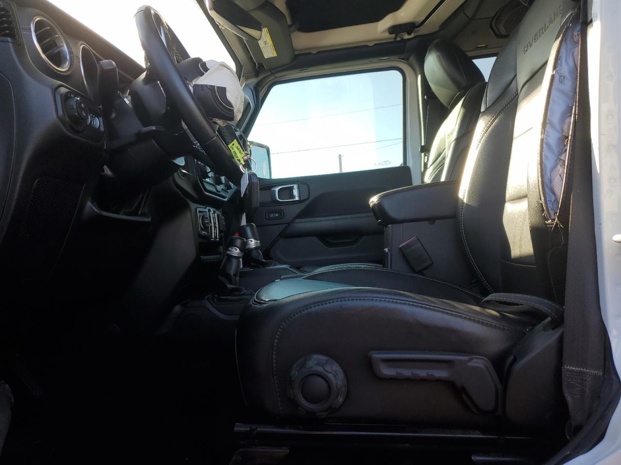 2022 Jeep Gladiator Overland VIN: 1C6HJTFG6NL162718 Lot: 93542405