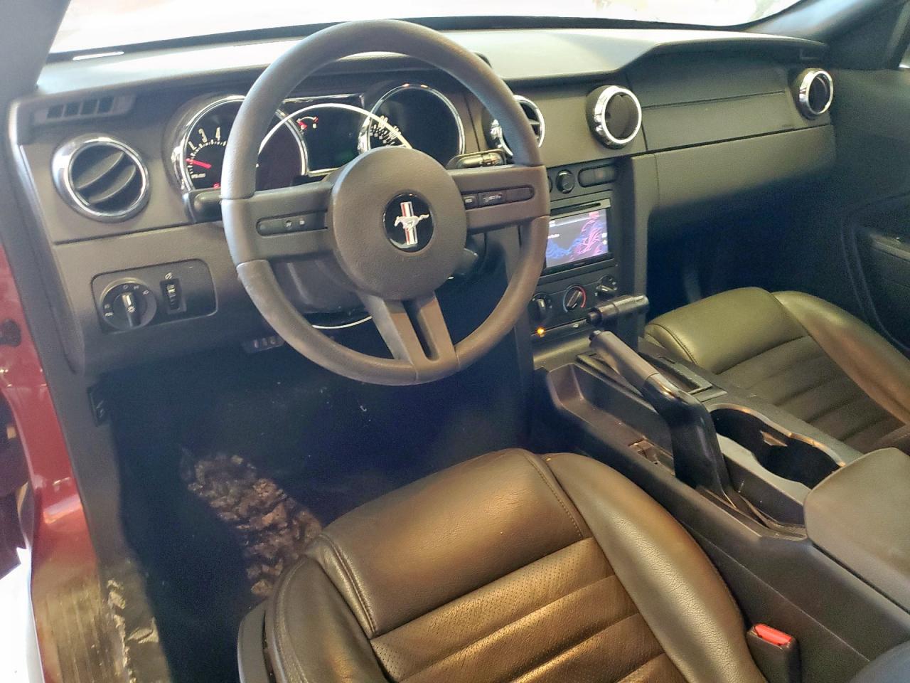 2007 Ford Mustang VIN: 1ZVFT84N375291772 Lot: 92671475