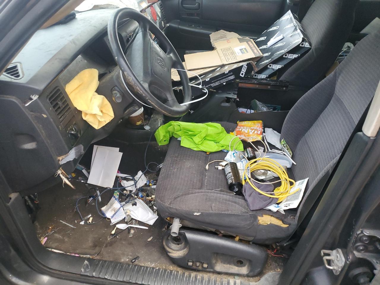 2003 Dodge Durango Sport VIN: 1D4HS38N03F531573 Lot: 92288295