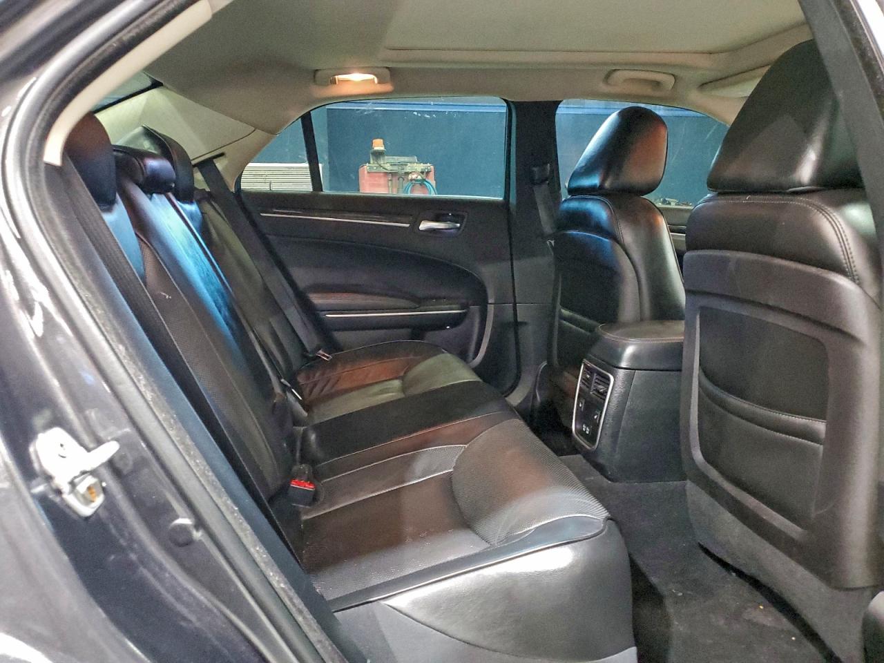 2019 Chrysler 300 Limited VIN: 2C3CCAKG0KH534364 Lot: 93493175