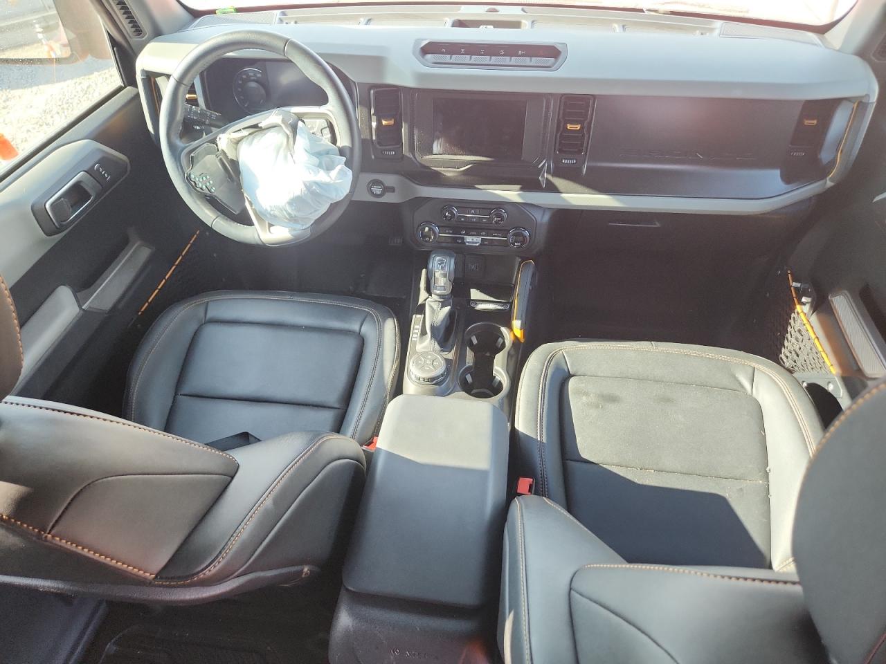 2023 Ford Bronco Base VIN: 1FMEE5DH7PLB21858 Lot: 92441455