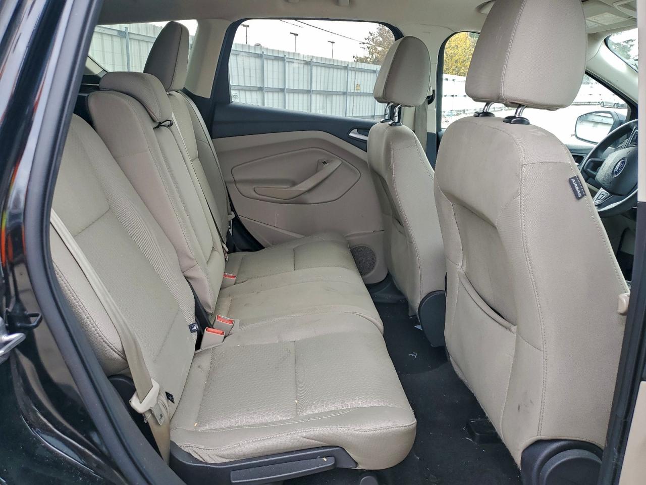 2017 Ford Escape Se VIN: 1FMCU0GDXHUD37950 Lot: 93024325