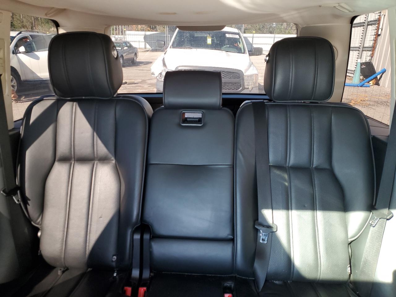 2011 Land Rover Range Rover Hse Luxury VIN: SALMF1E43BA332098 Lot: 91473205