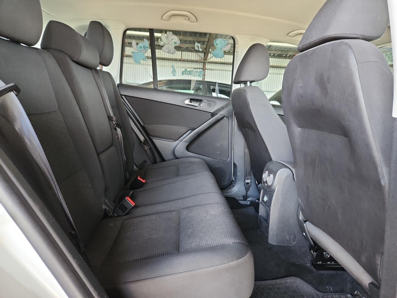 2018 Volkswagen Tiguan Limited VIN: WVGAV7AX7JK003912 Lot: 92508085