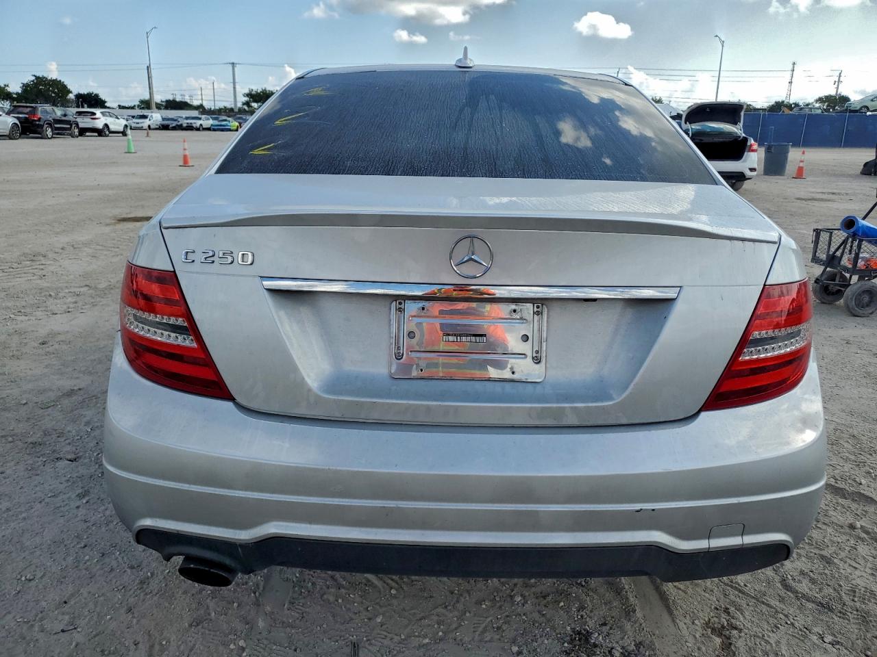 2013 Mercedes-Benz C 250 VIN: WDDGF4HB2DA852642 Lot: 94048915