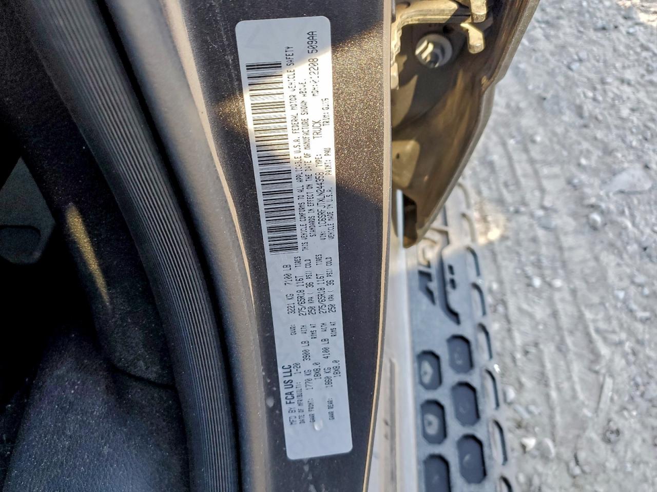 2020 Ram 1500 Laramie VIN: 1C6SRFJTXLN244358 Lot: 93857195