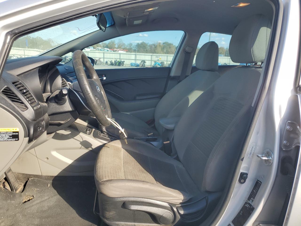 2015 Kia Forte Lx VIN: KNAFX4A66F5375688 Lot: 92609255