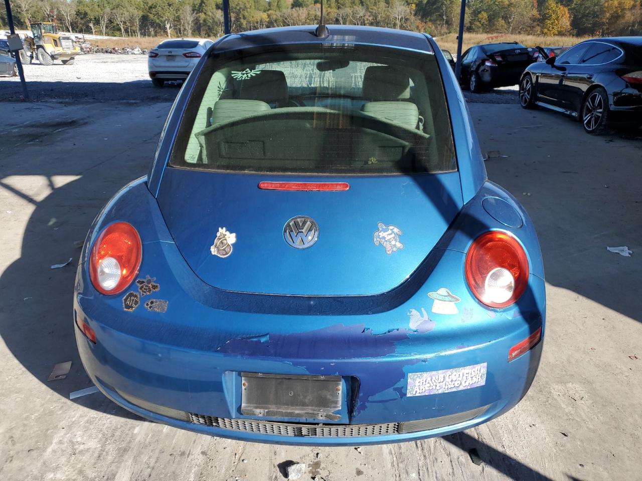 2008 Volkswagen New Beetle S VIN: 3VWPW31C98M521327 Lot: 91097225