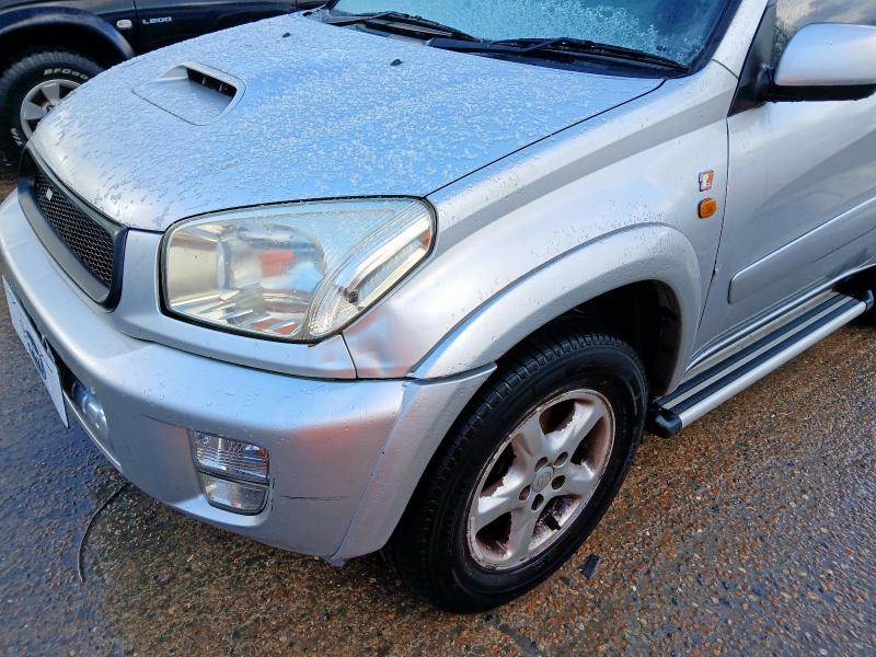 2003 TOYOTA RAV 4 2.0 D-4D NRG 3DR