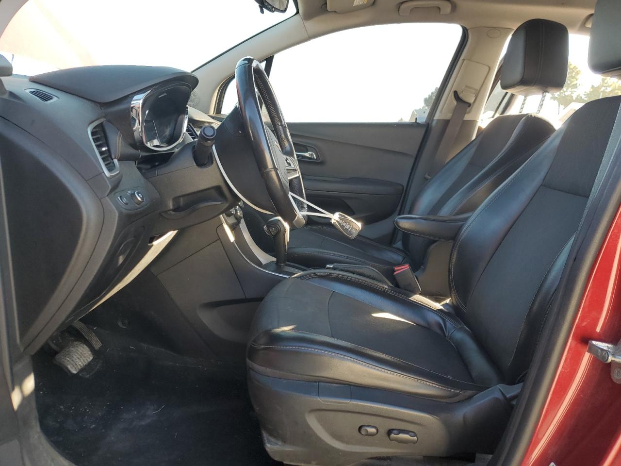 2018 Chevrolet Trax 1Lt VIN: 3GNCJPSB5JL398142 Lot: 92488355