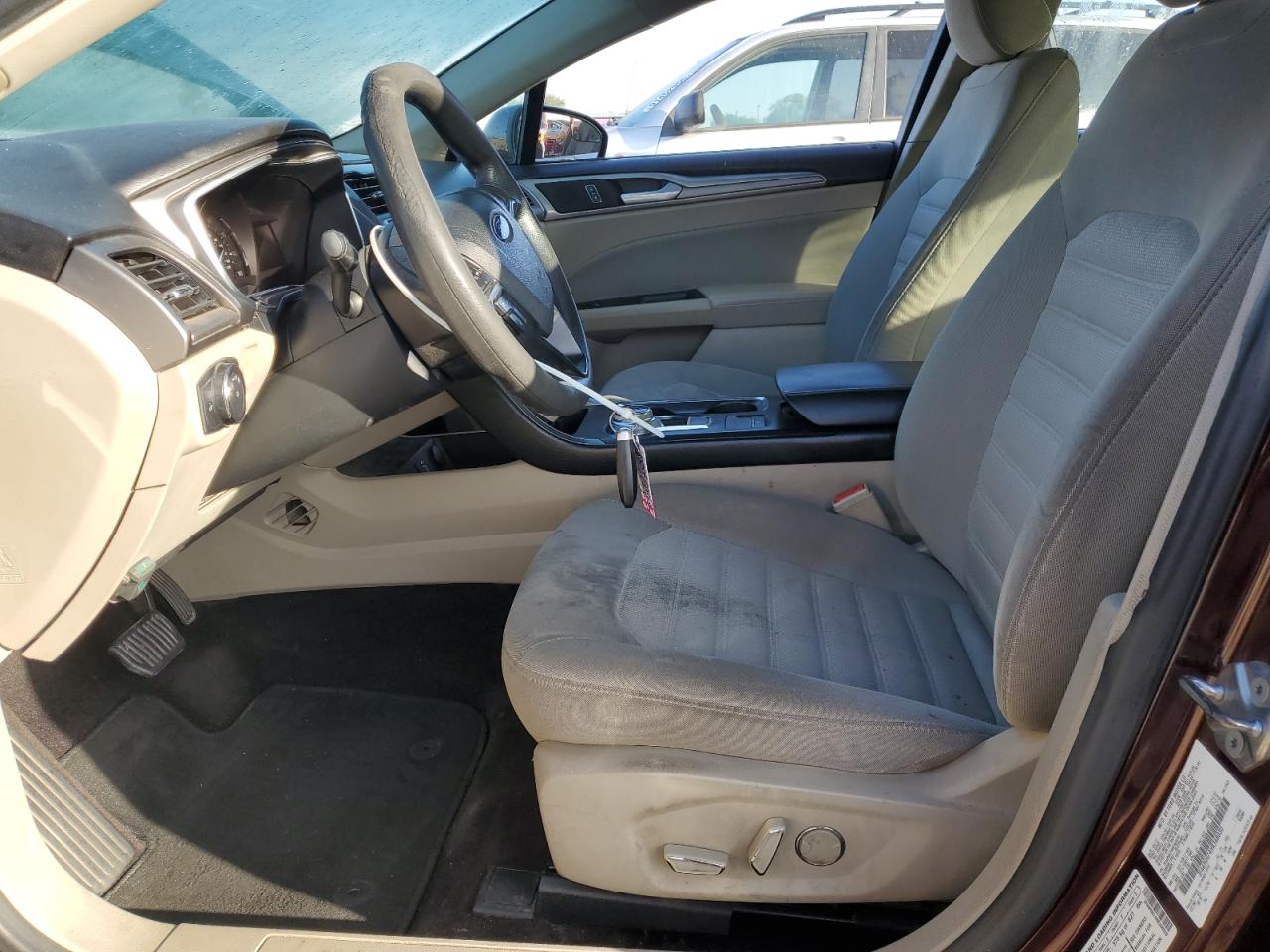 2017 Ford Fusion Se VIN: 3FA6P0H74HR368030 Lot: 90376745