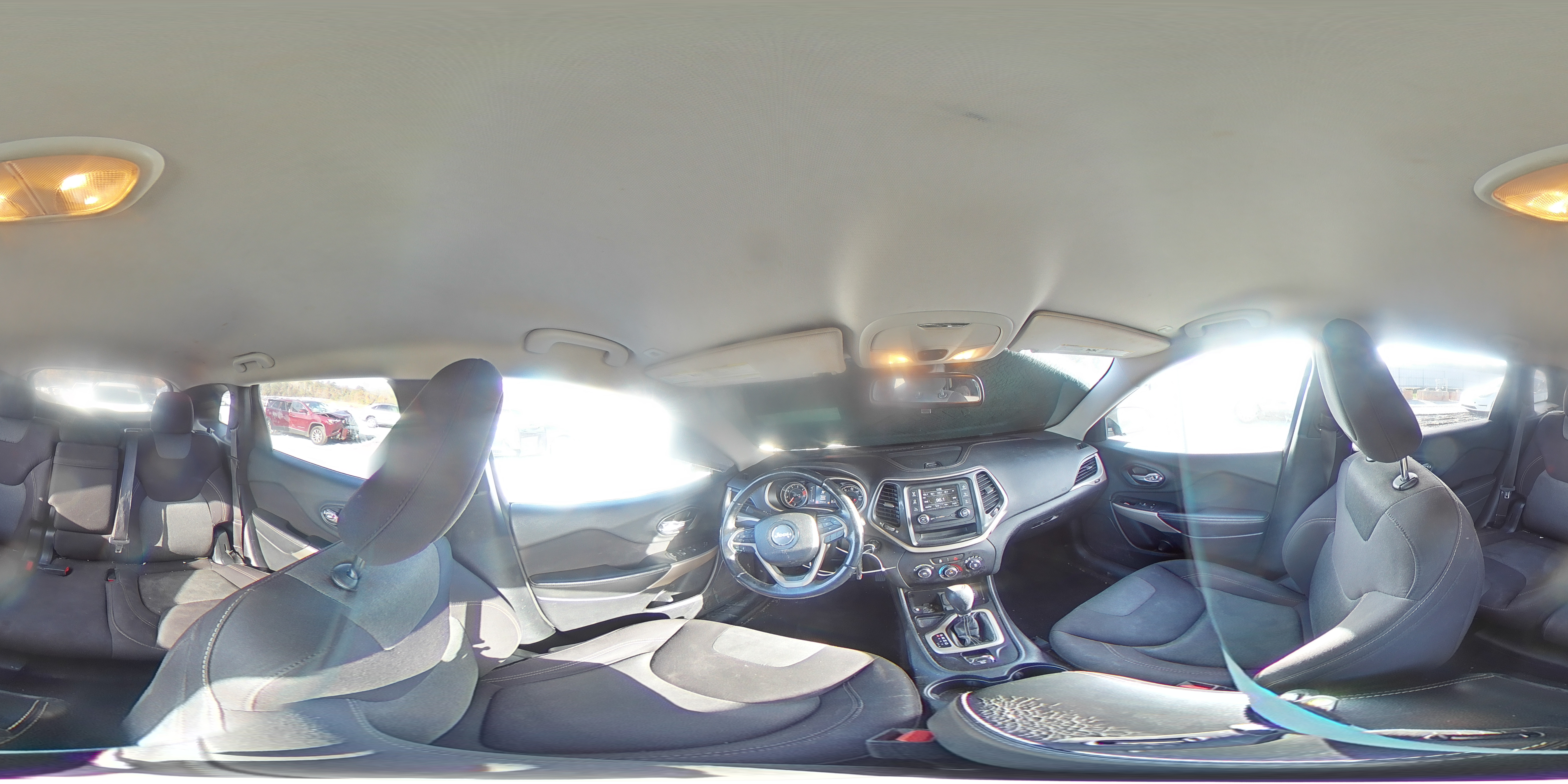 2018 Jeep Cherokee Latitude VIN: 1C4PJLCB8JD551376 Lot: 91814095