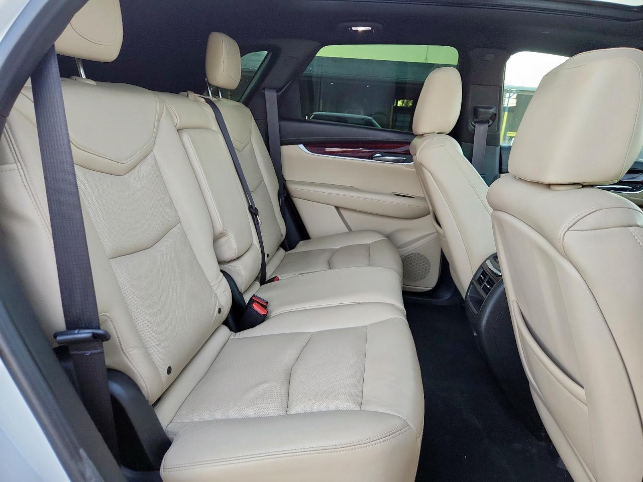 2017 Cadillac Xt5 Premium Luxury VIN: 1GYKNCRS2HZ128774 Lot: 92229415