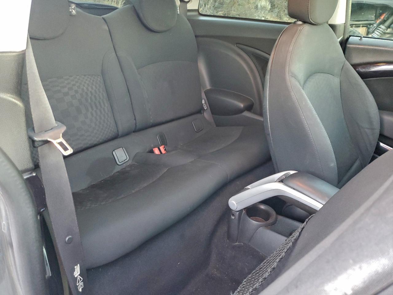 2008 Mini Cooper S VIN: WMWMF735X8TV37207 Lot: 93786745