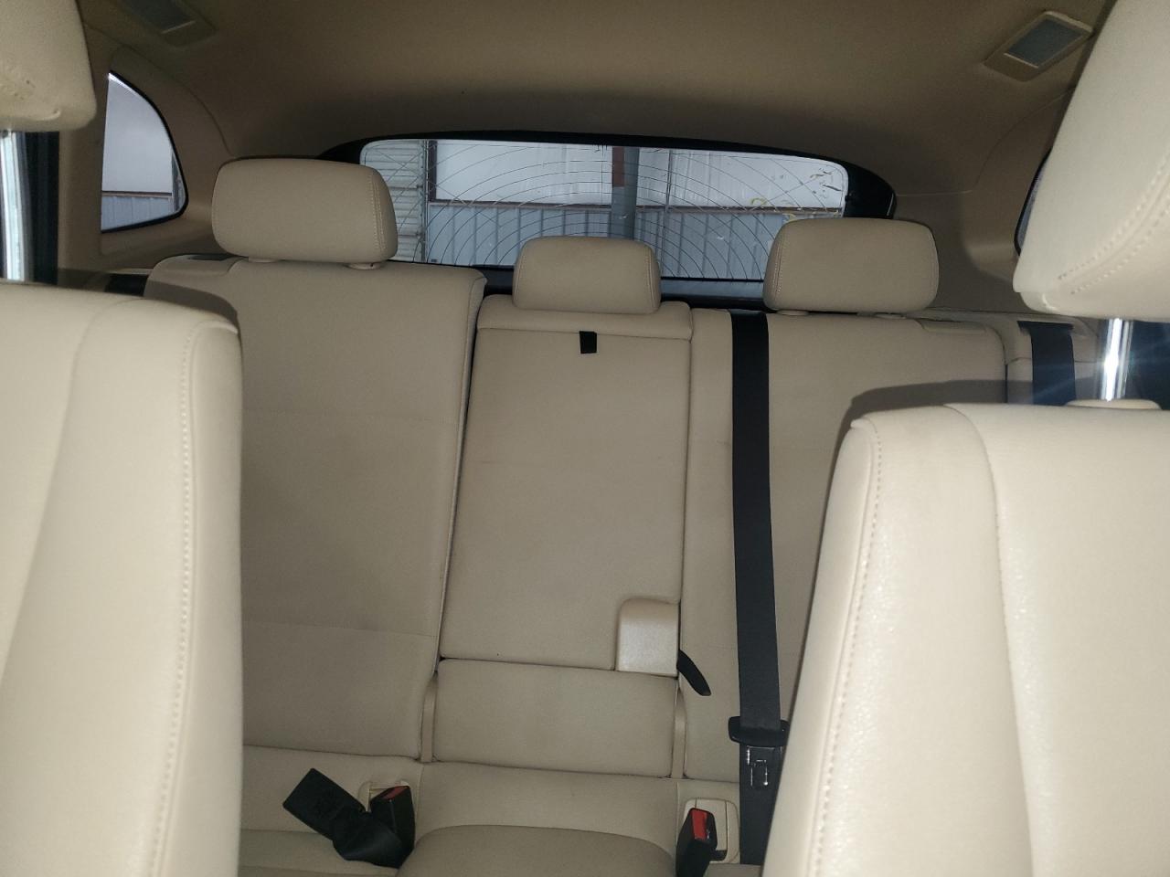 Фото: WBAVM1C51FV315471