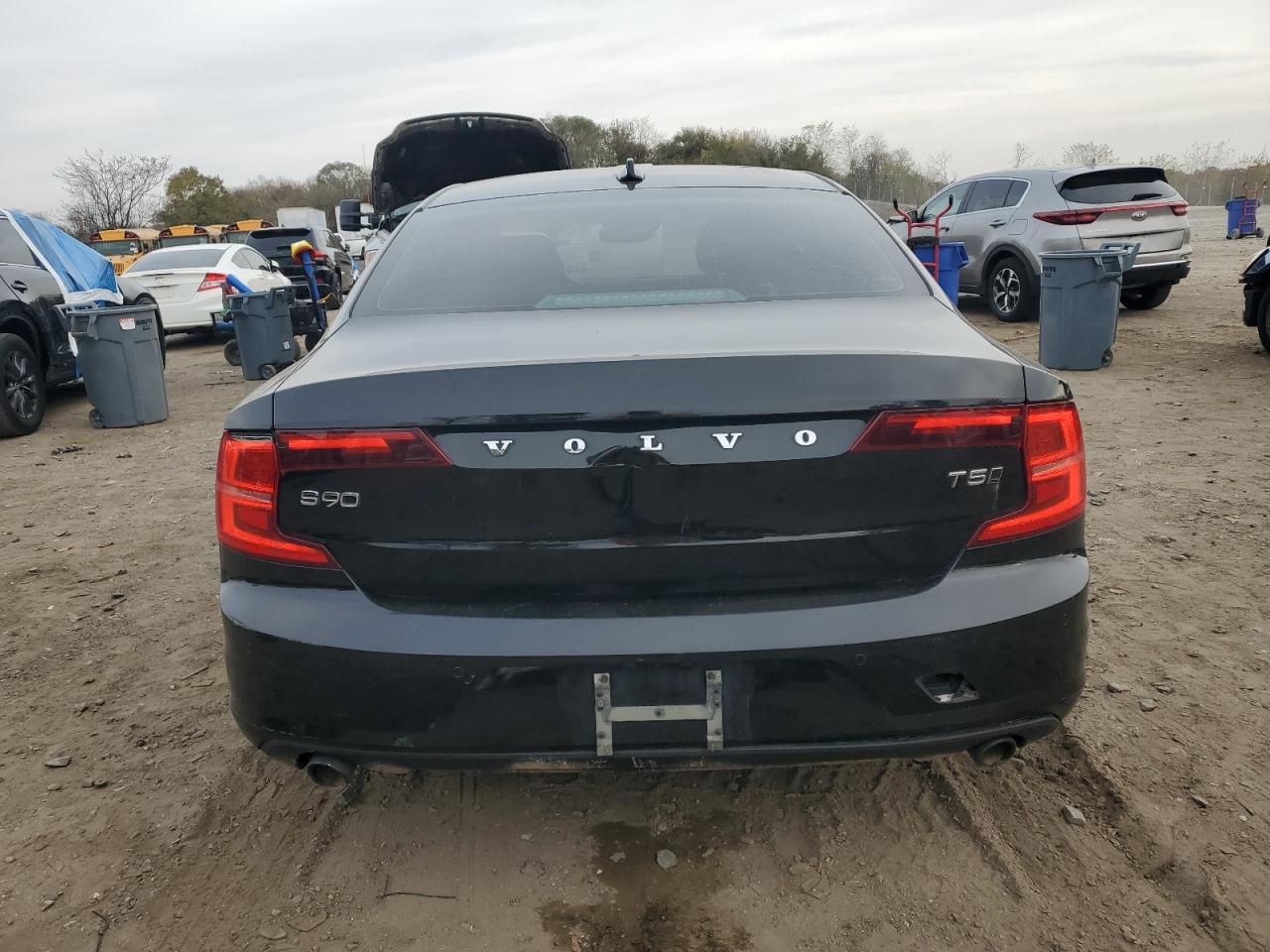 2018 Volvo S90 T5 Momentum VIN: LVY982MKXJP016313 Lot: 91645275