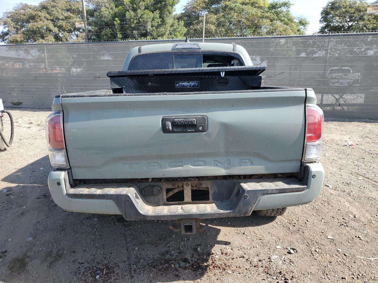 2022 Toyota Tacoma Double Cab VIN: 3TMCZ5AN8NM465219 Lot: 91084095