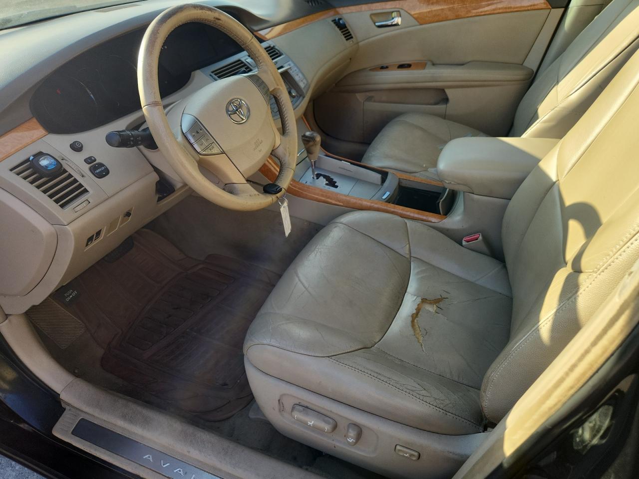 2007 Toyota Avalon Xl VIN: 4T1BK36B87U212463 Lot: 92582725