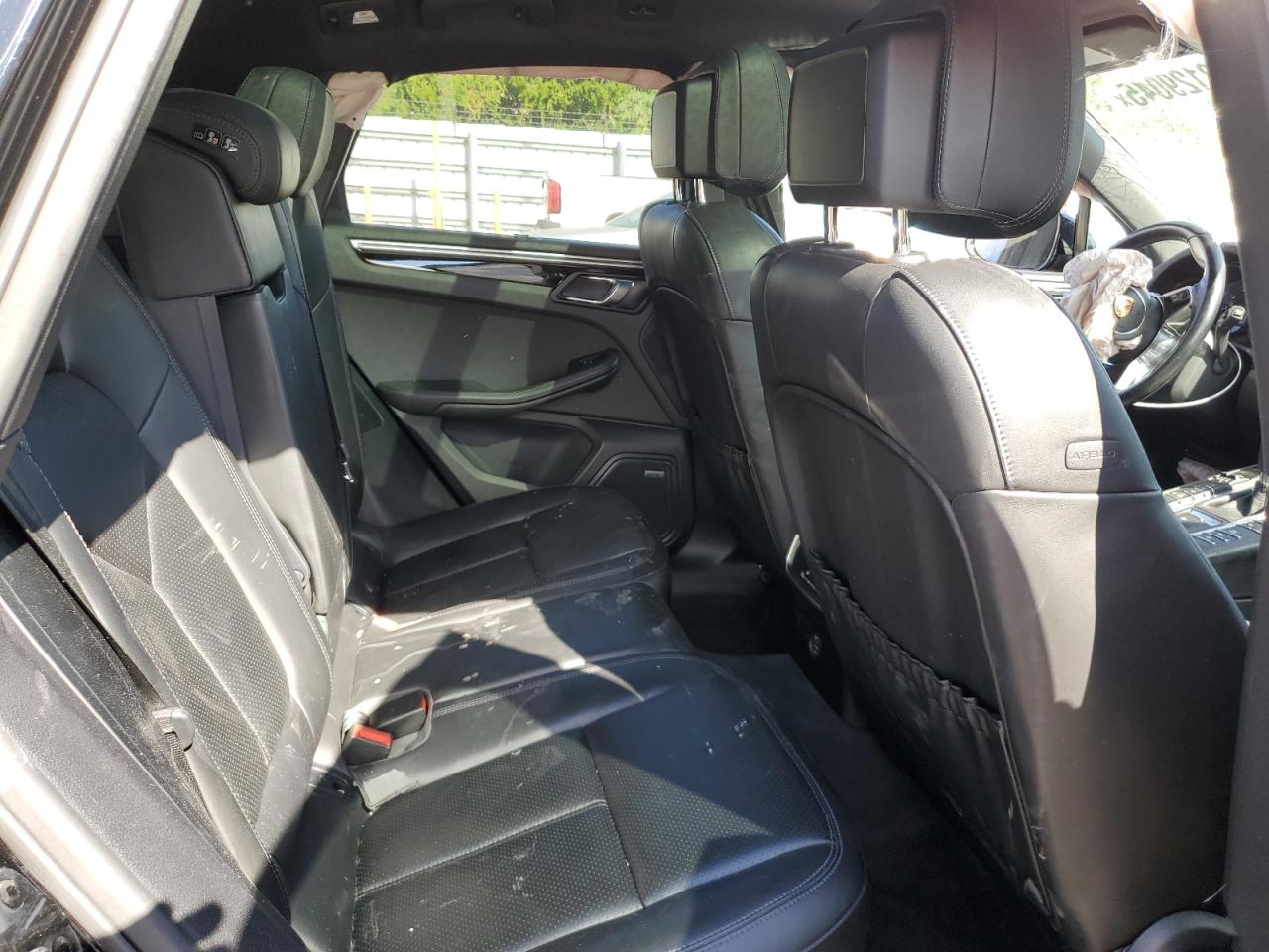 2018 Porsche Macan VIN: WP1AA2A51JLB07337 Lot: 93129045