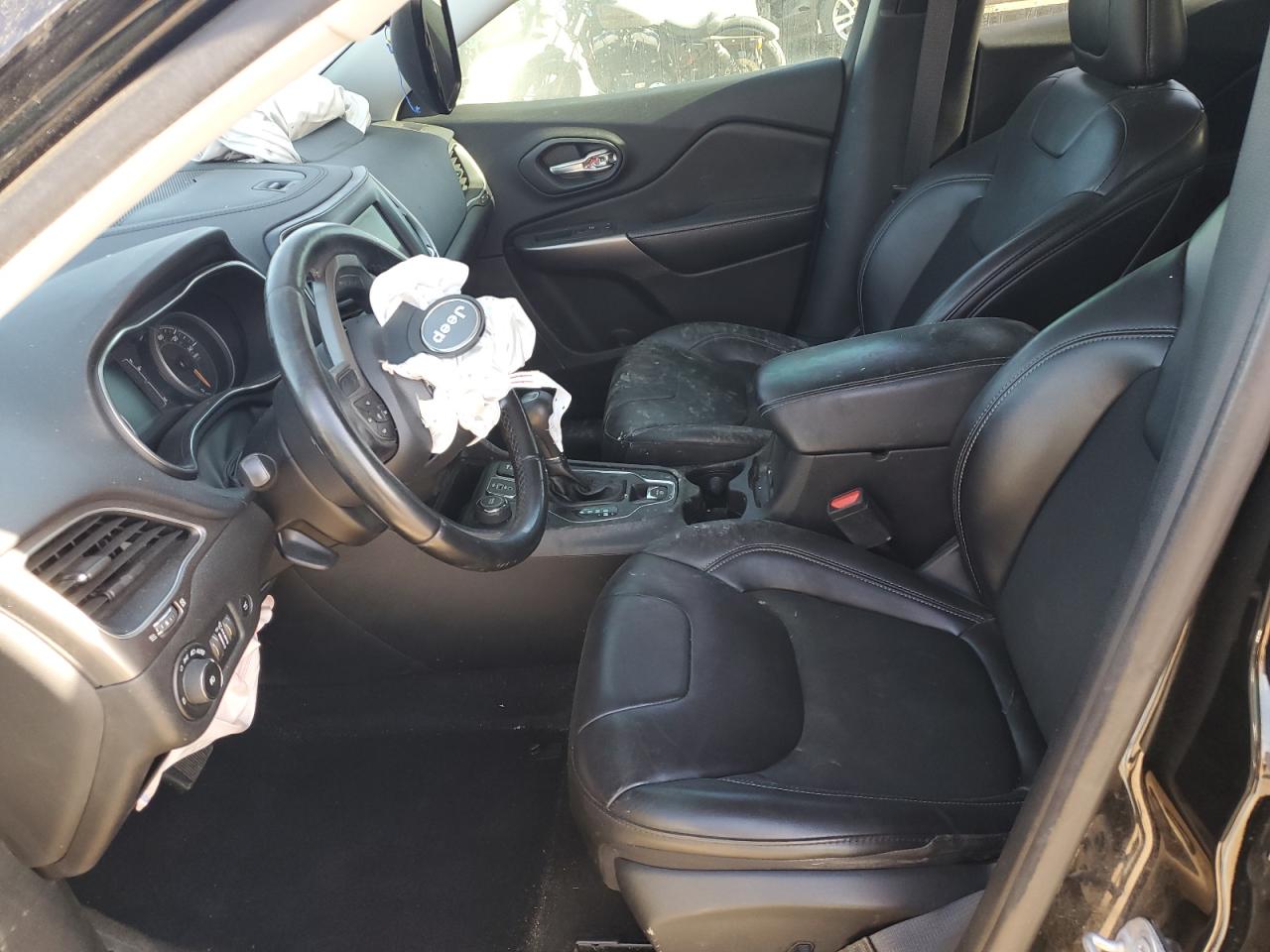 2019 Jeep Cherokee Latitude Plus VIN: 1C4PJMLB7KD253361 Lot: 92889735