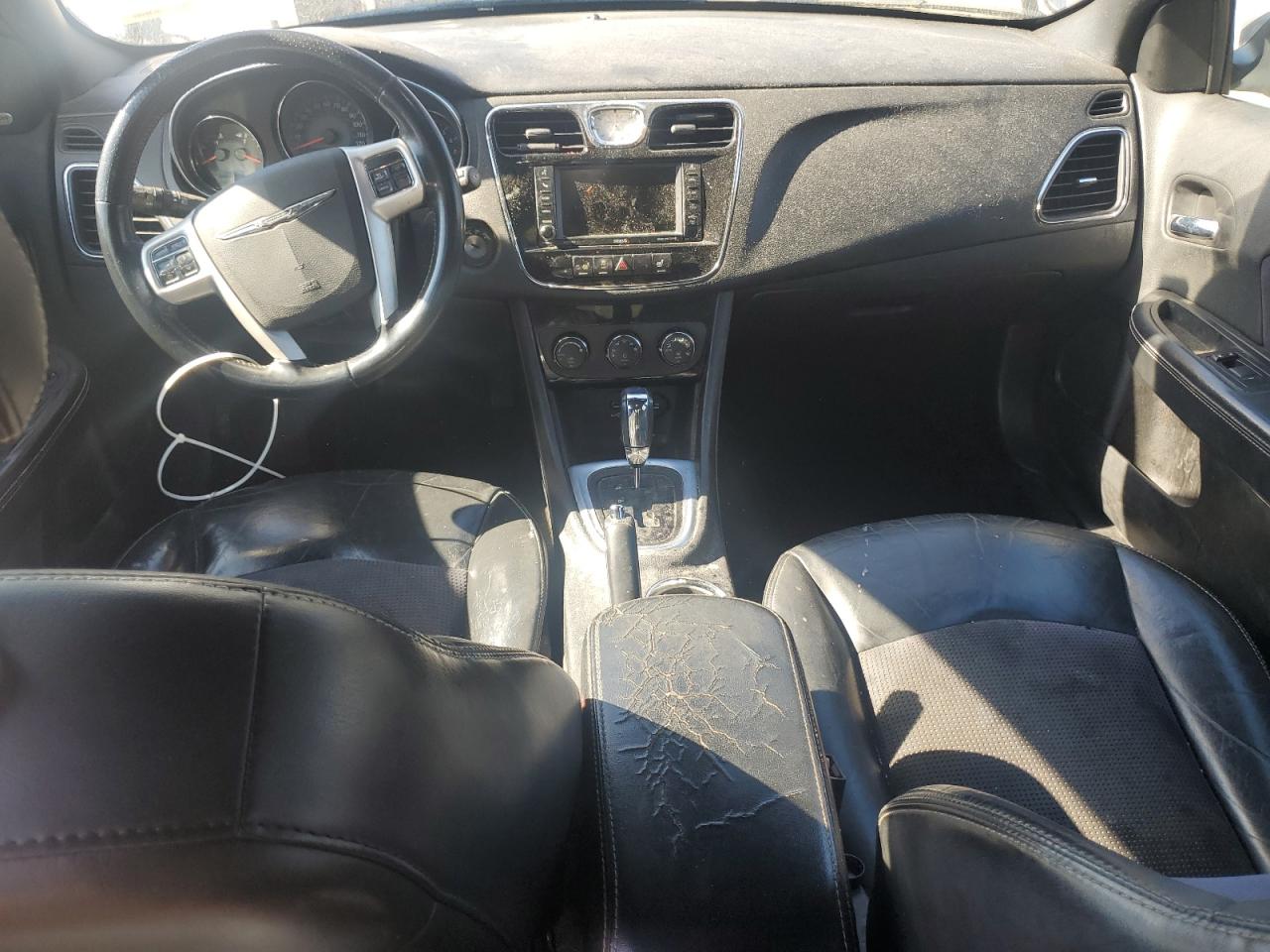 2014 Chrysler 200 Limited VIN: 1C3CCBCG8EN187317 Lot: 92606065