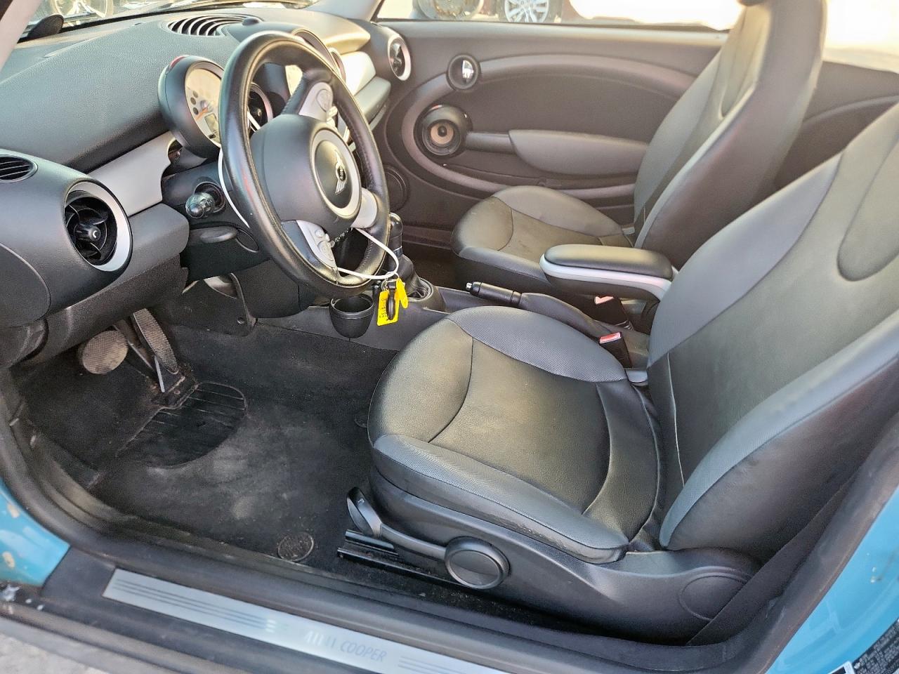 2009 Mini Cooper VIN: WMWMF33539TZ20951 Lot: 93376335