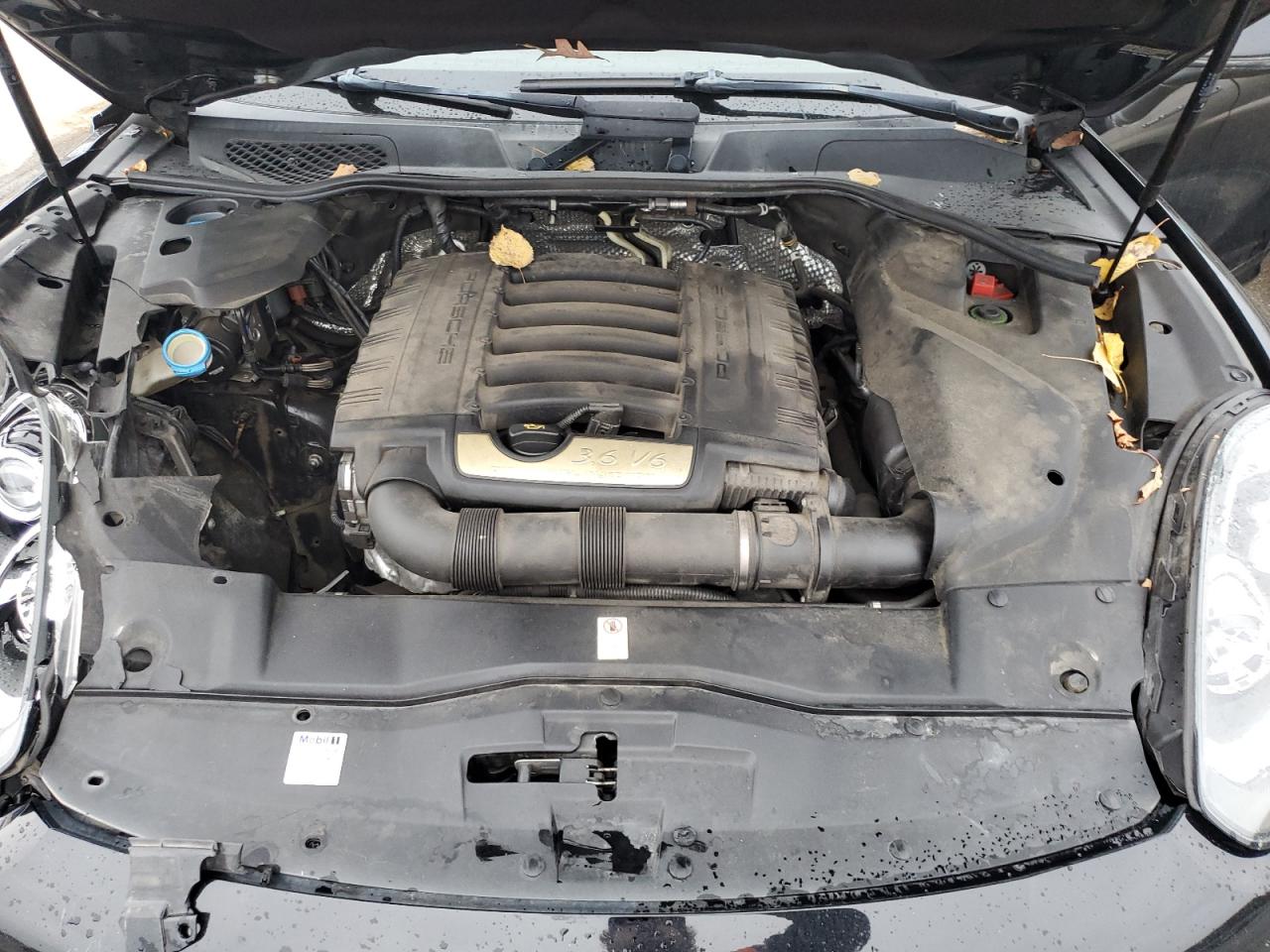 2018 Porsche Cayenne VIN: WP1AA2A23JKA00074 Lot: 92851055