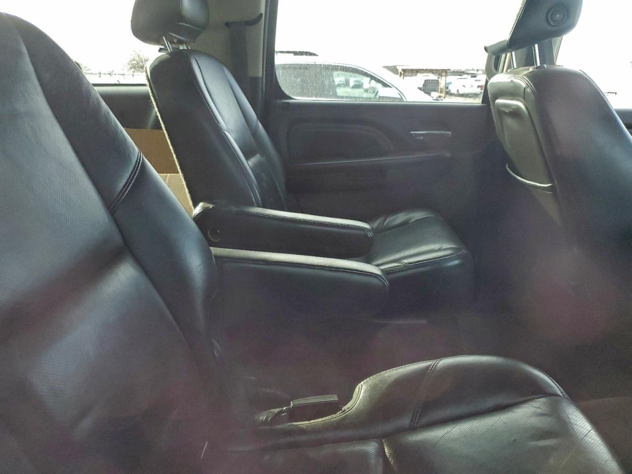 2009 GMC Yukon Denali Xl VIN: 1GKFK16299R251860 Lot: 94341305