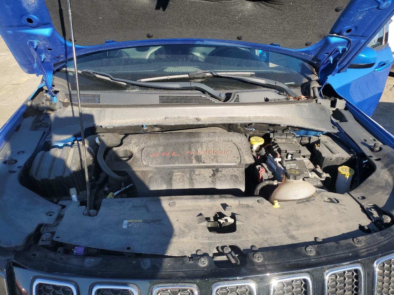 2018 Jeep Compass Latitude VIN: 3C4NJCBB6JT338817 Lot: 92992475