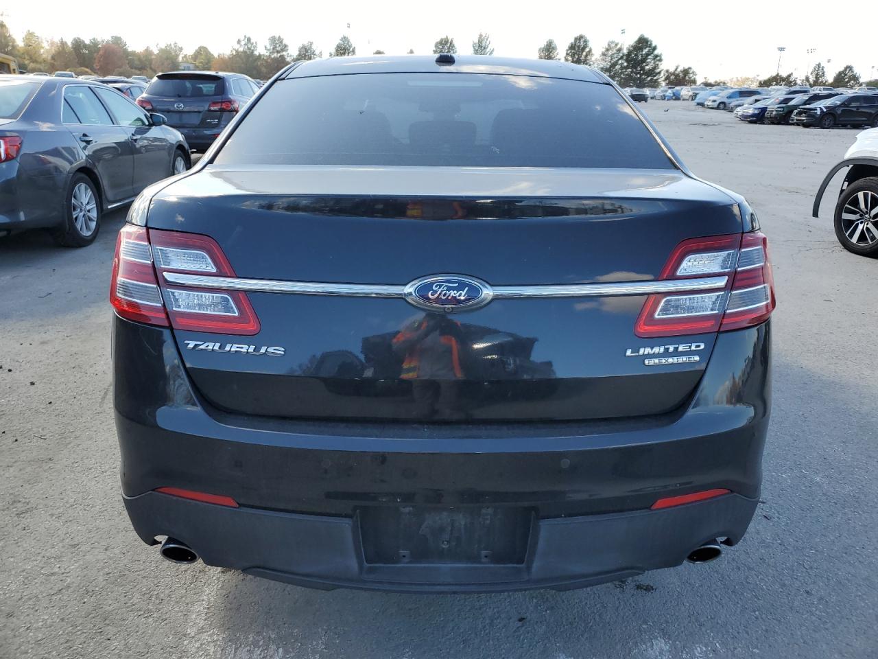 2014 Ford Taurus Limited VIN: 1FAHP2F89EG111545 Lot: 92347745