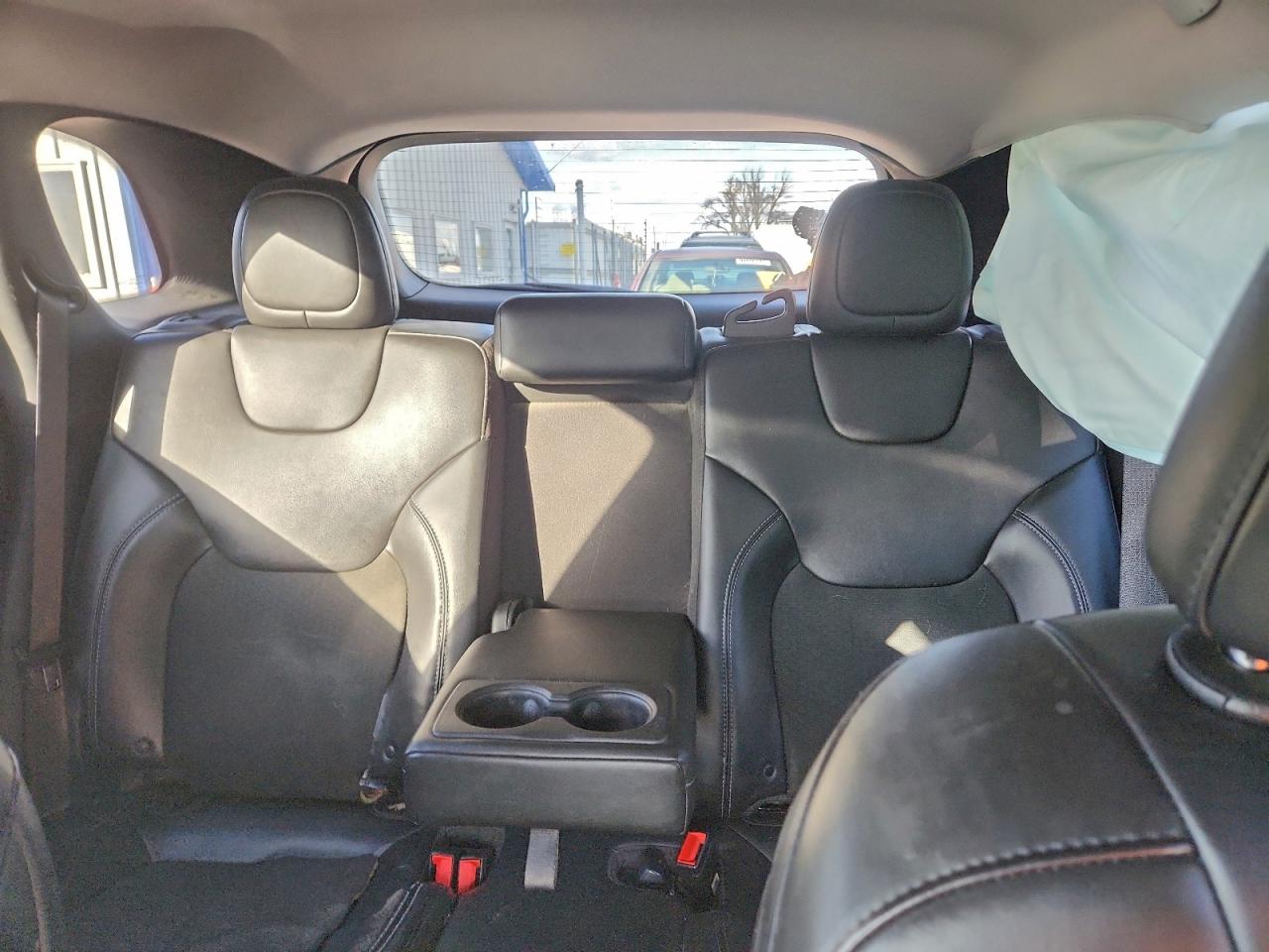 2019 Jeep Cherokee Latitude Plus VIN: 1C4PJLLBXKD443794 Lot: 94512515