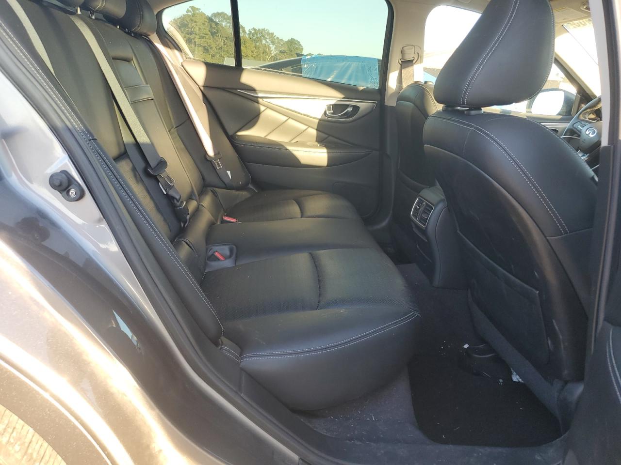 2018 Infiniti Q50 Luxe VIN: JN1EV7AP8JM357788 Lot: 91130485