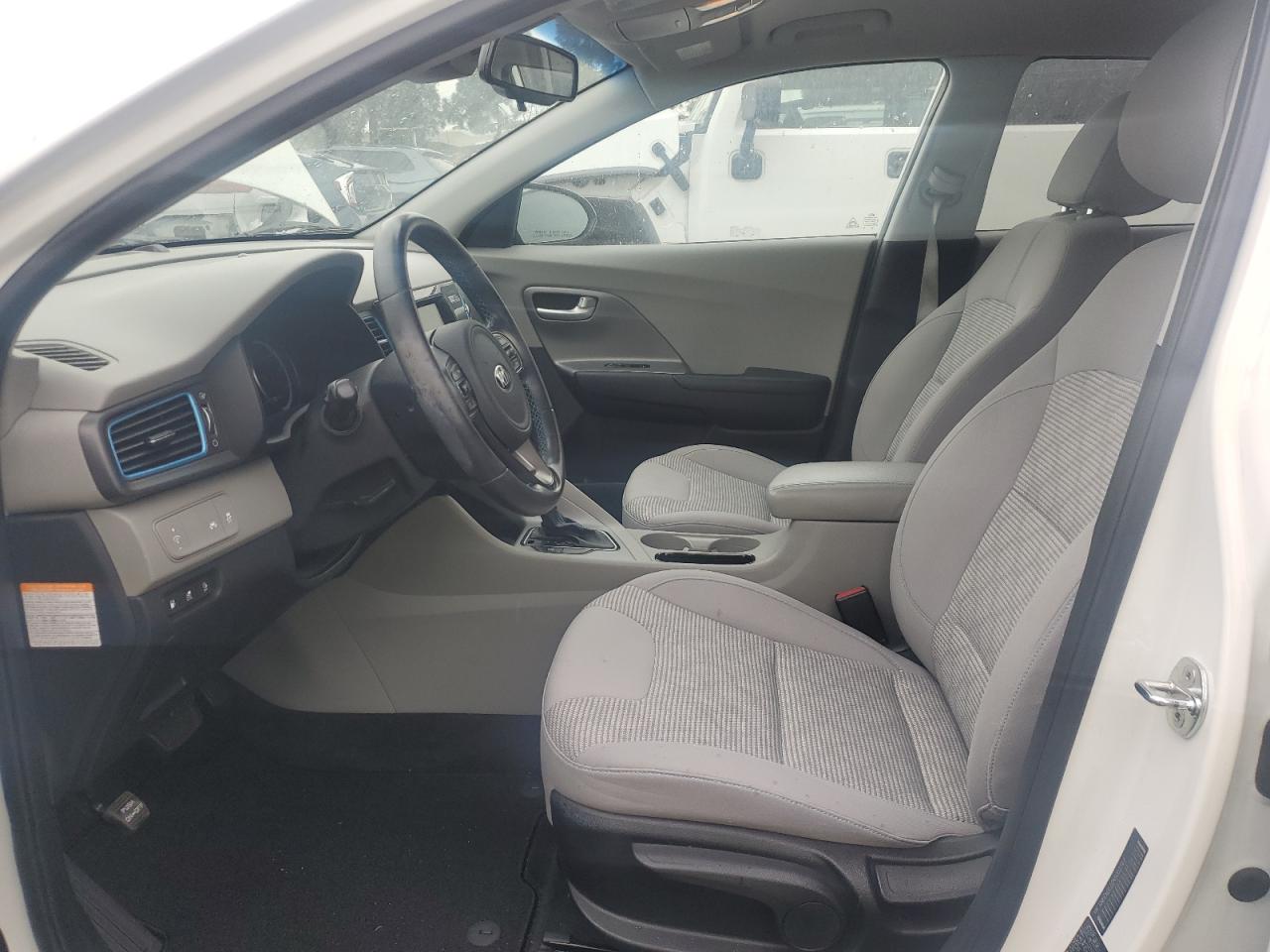 2019 Kia Niro Lx VIN: KNDCM3LD2K5303742 Lot: 92837395