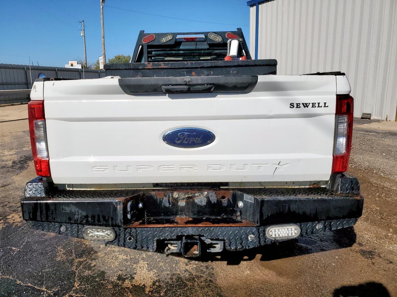 2018 Ford F350 Super Duty VIN: 1FT8W3BT6JEC94390 Lot: 89879535