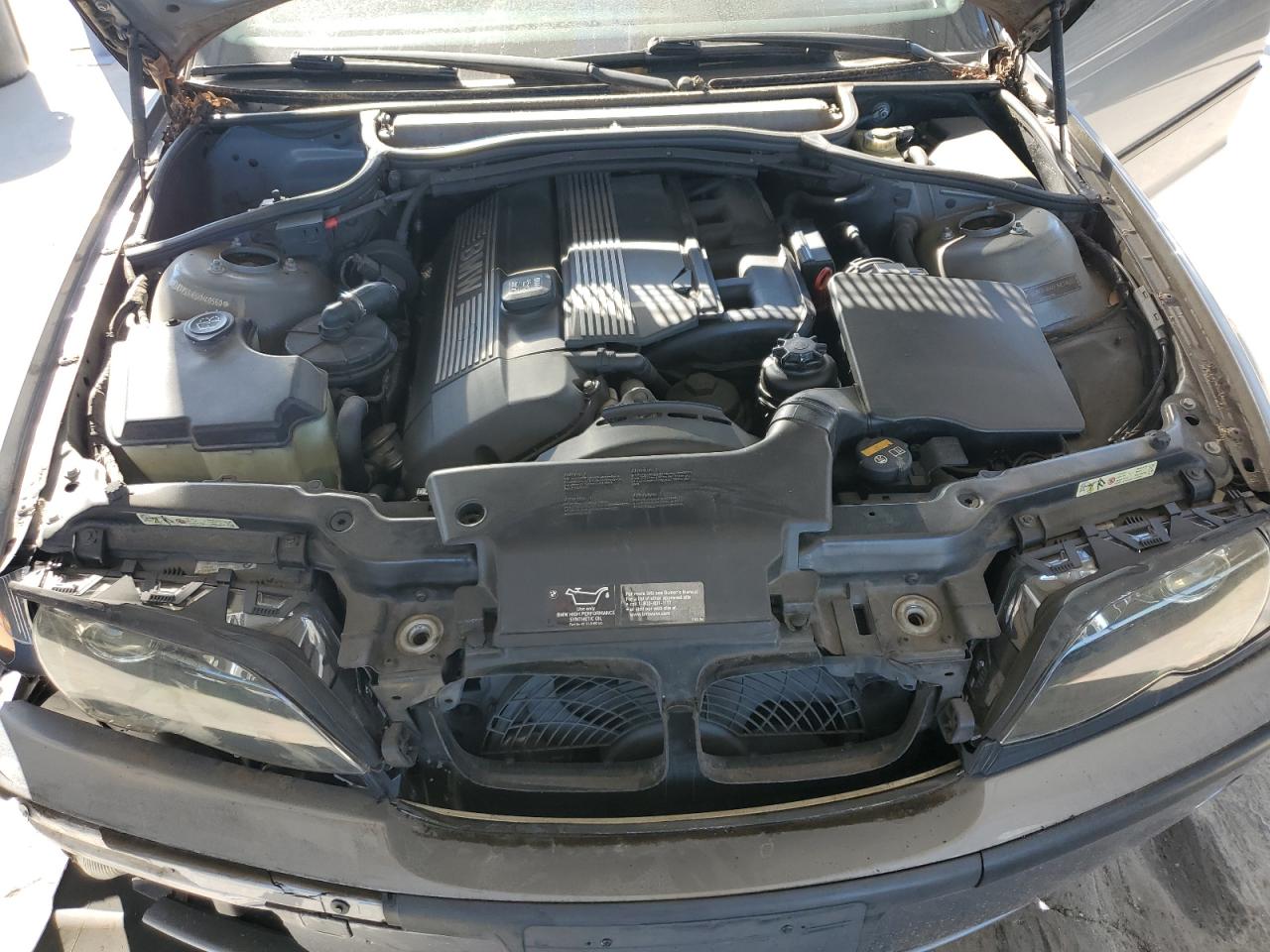 2005 BMW 330 I VIN: WBAEV53465KM40560 Lot: 92232365