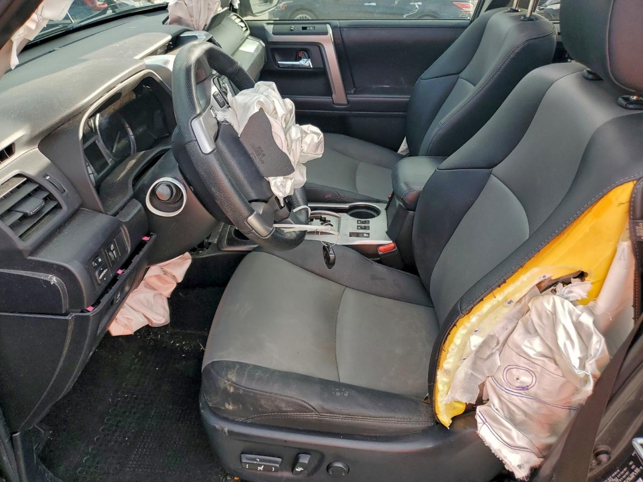 2019 Toyota 4Runner Sr5/Sr5 Premium VIN: JTEBU5JR8K5662644 Lot: 93120725