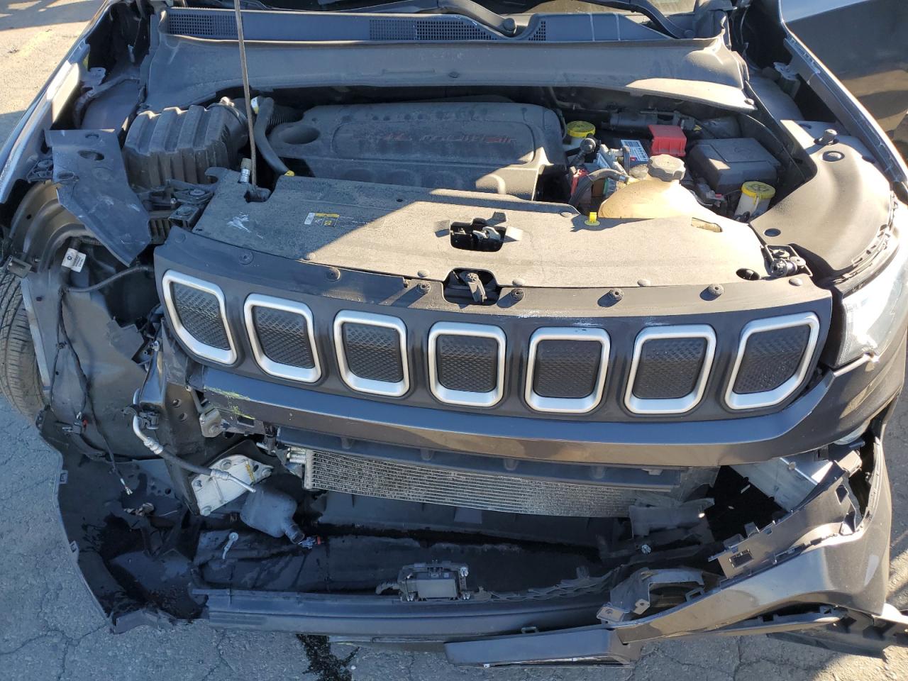 2022 Jeep Compass Latitude VIN: 3C4NJDBB4NT152365 Lot: 90953885