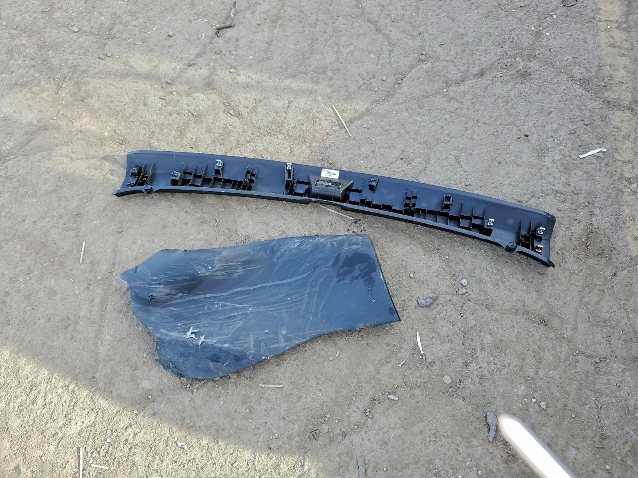 2021 Chevrolet Traverse Lt VIN: 1GNERGKWXMJ252402 Lot: 93461225