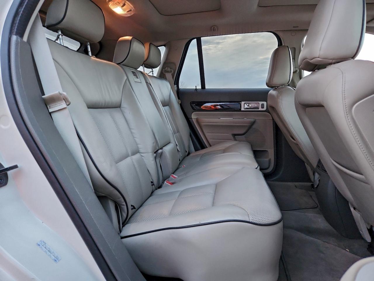 2008 Lincoln Mkx VIN: 2LMDU68C58BJ19020 Lot: 92342445