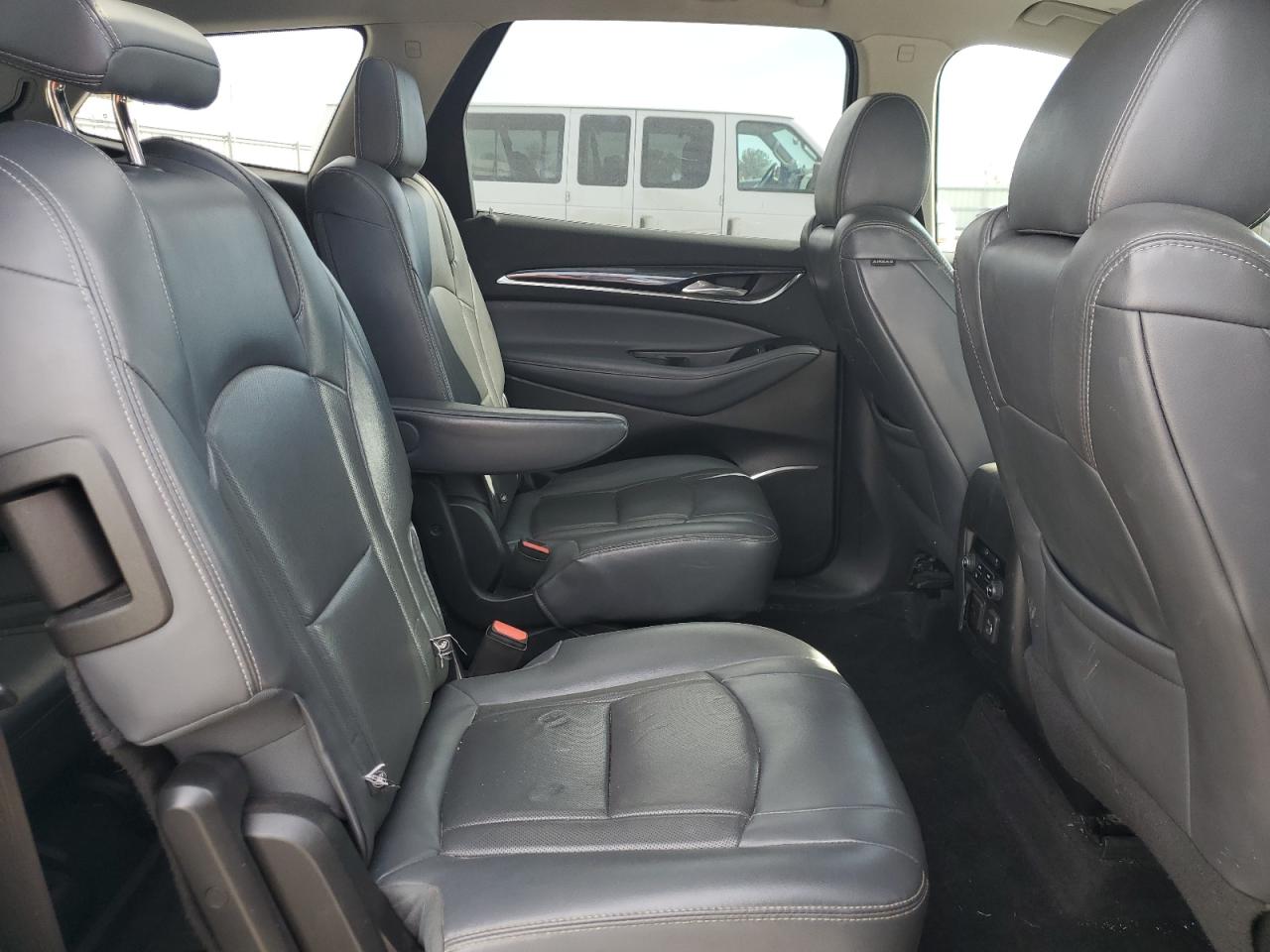 2018 Buick Enclave Premium VIN: 5GAERCKW4JJ233892 Lot: 92808595