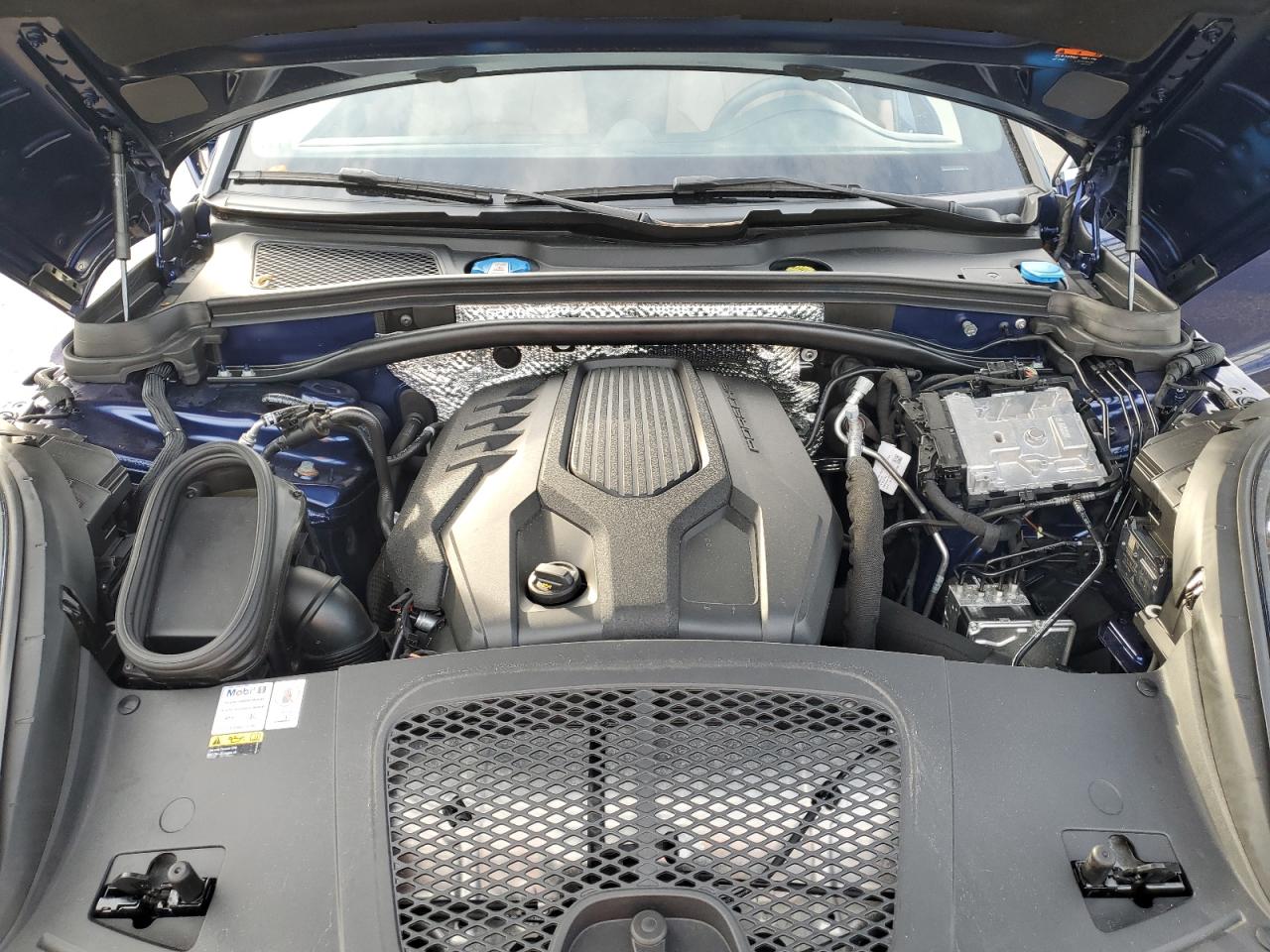 2023 Porsche Macan Base VIN: WP1AA2A5XPLB04896 Lot: 92023905