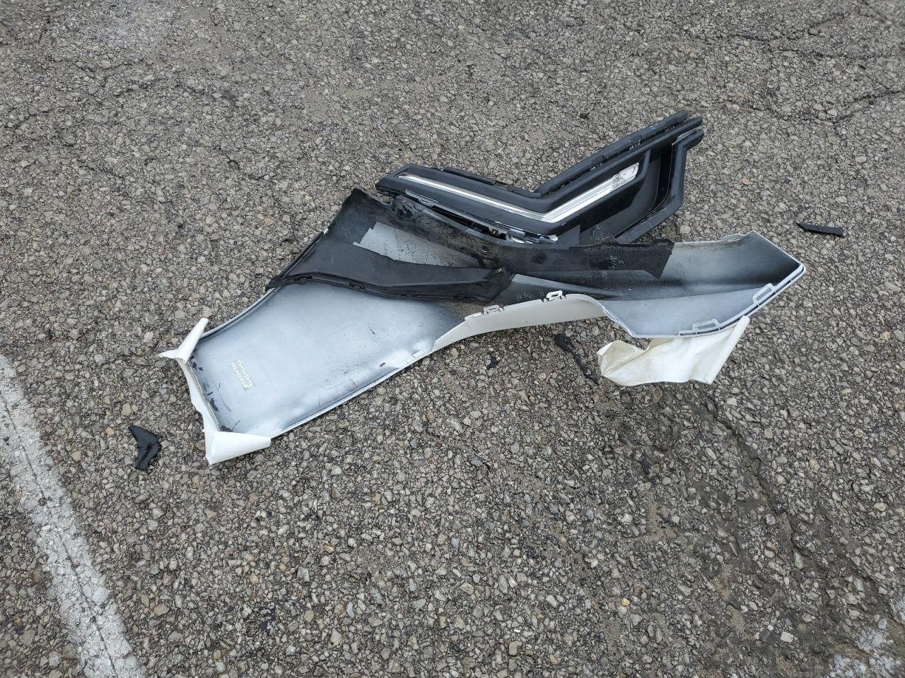 2018 Honda Clarity Touring VIN: JHMZC5F36JC014352 Lot: 93710975