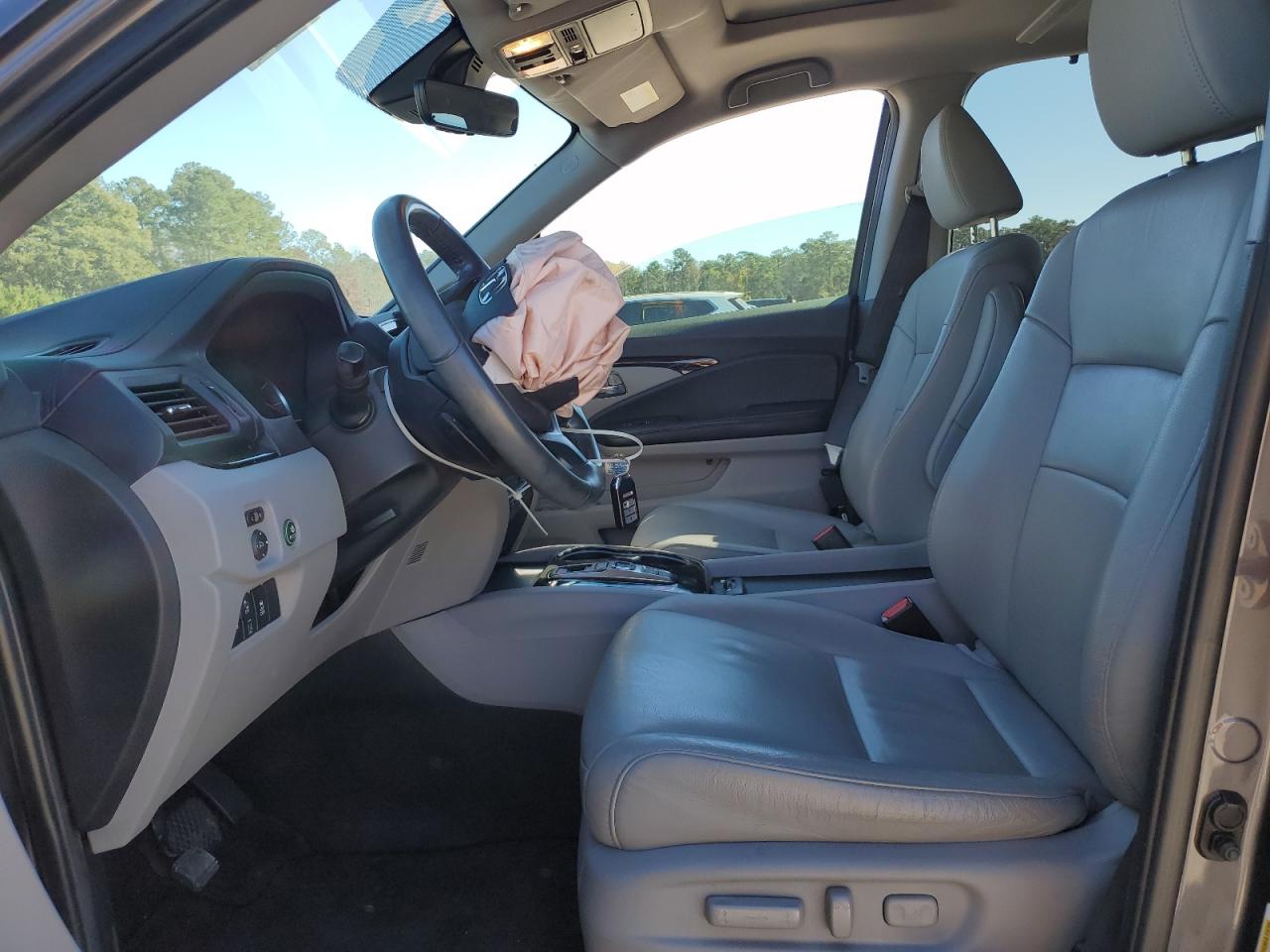 2019 Honda Pilot Touring VIN: 5FNYF5H93KB020913 Lot: 91144475