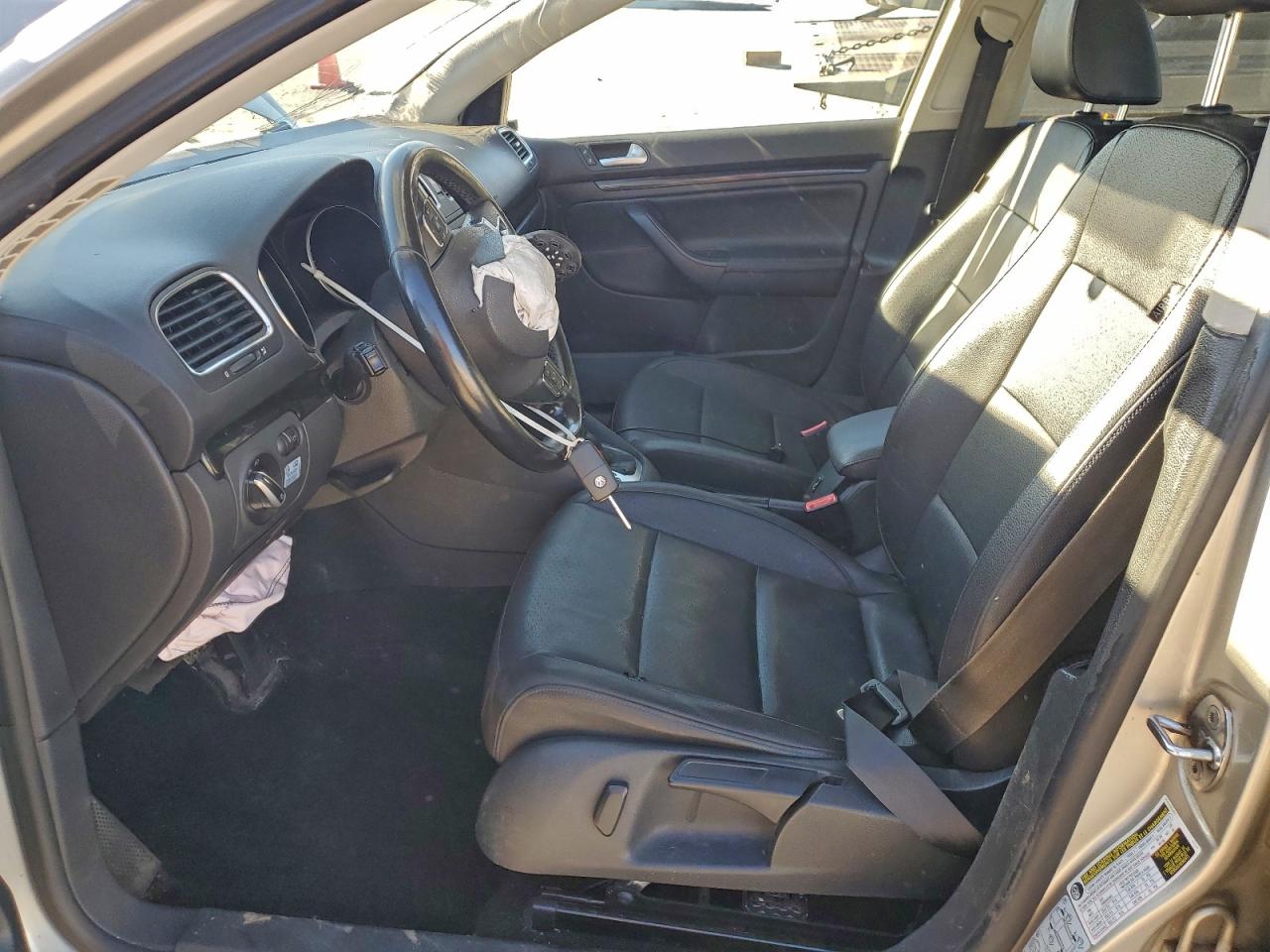 2014 Volkswagen Jetta Tdi VIN: 3VWPL7AJ8EM601051 Lot: 94509345