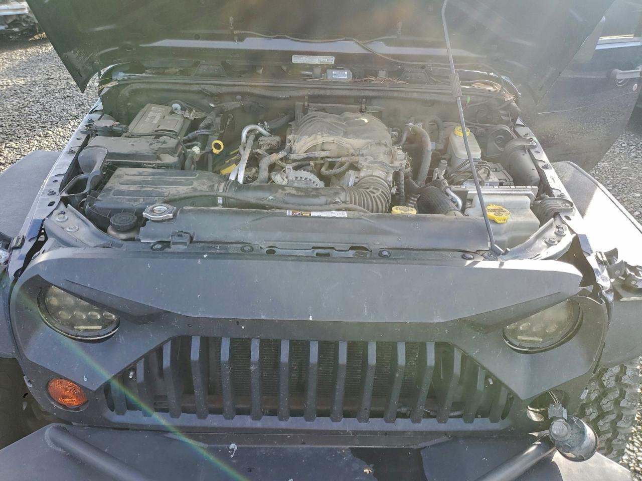 2013 Jeep Wrangler Unlimited Sport VIN: 1C4BJWDG3DL559174 Lot: 94313775