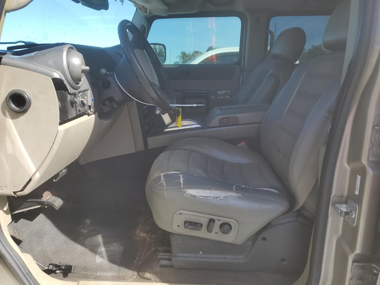 2003 Hummer H2 VIN: 5GRGN23U53H108984 Lot: 92464575